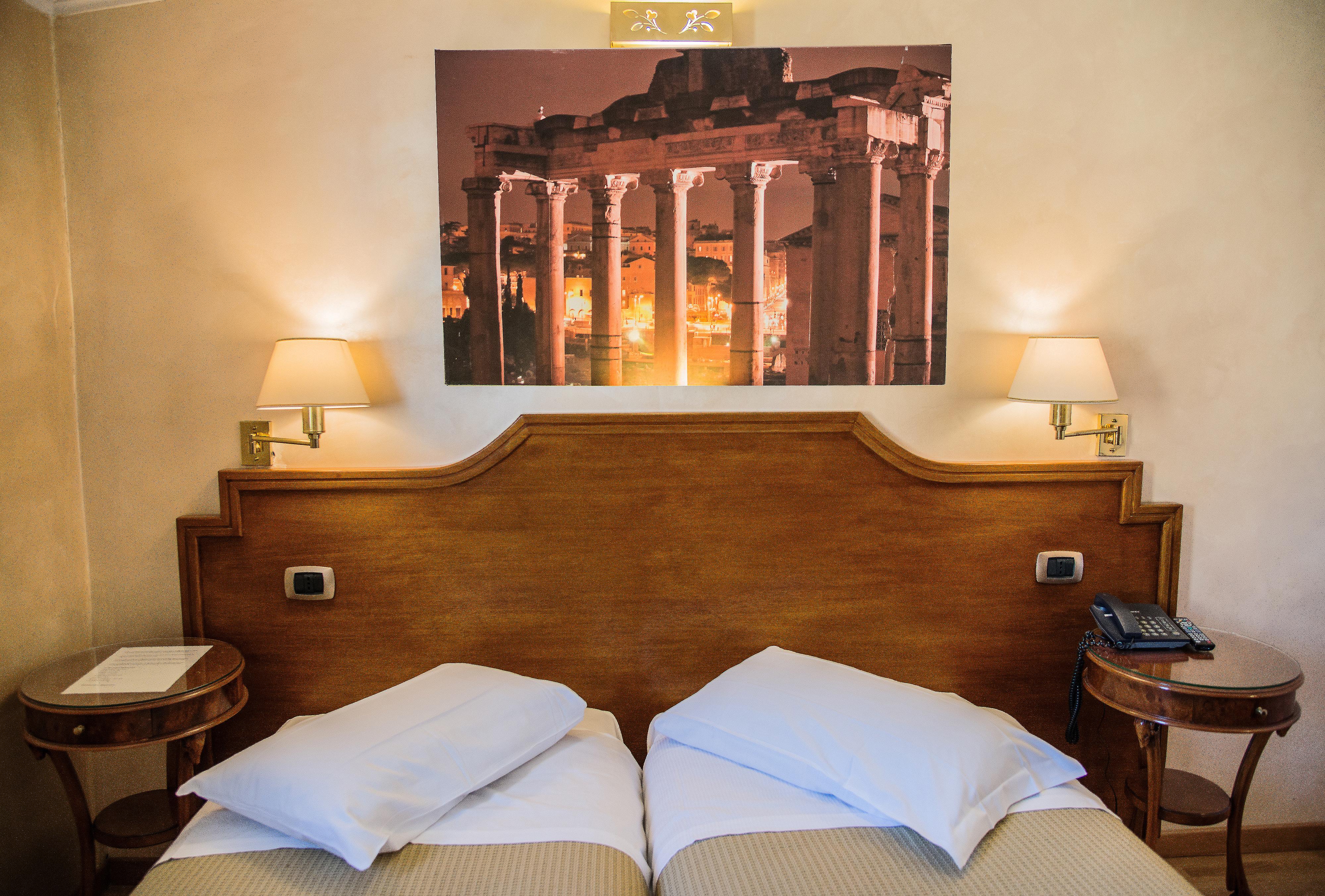Kent Hotell 3*
